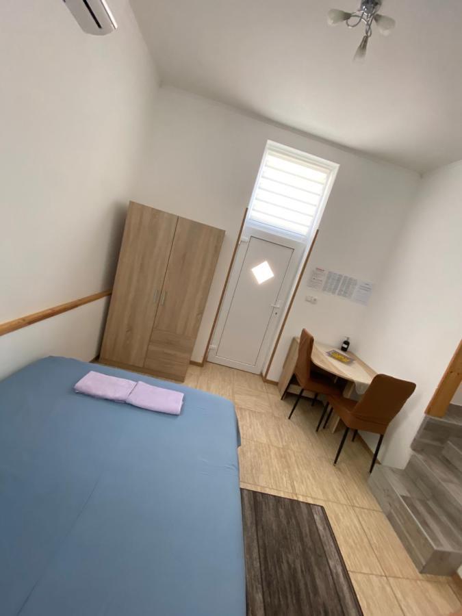 Studio-apartman Aurora * Pula